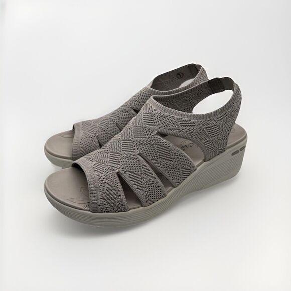 Women’s Skechers Luxe Foam  Vegan Stylish Slip Ons  Size 7 - Picture 3 of 10